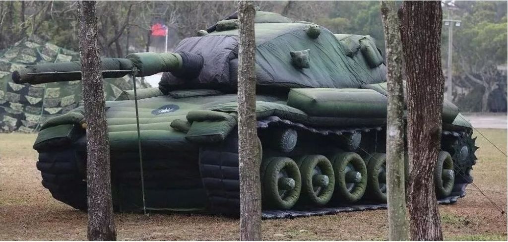 金塔军用充气坦克